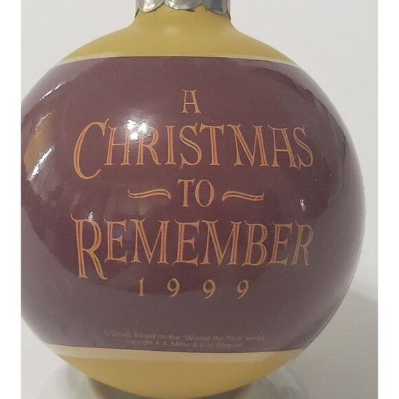 Vintage 1999 Disney Winnie The Pooh A Christmas To Remember Ornament Glass Ball - Picture 4 of 8